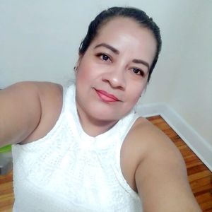 Meet your Posher, Ana maria